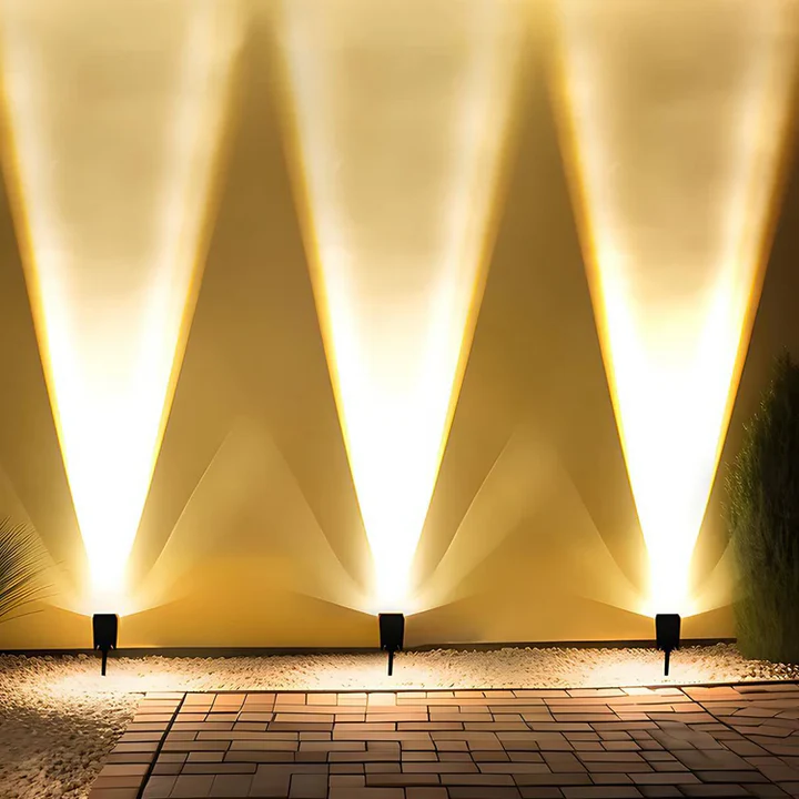 Solar Spotlight - Waterproof LED Light - Adjustable Zoom