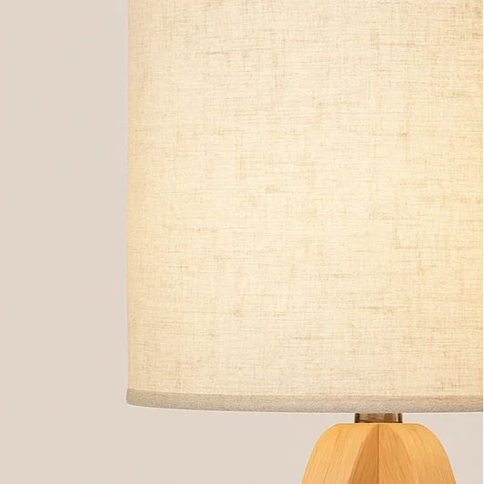 Atlas Floor Lamp with Tripod Design - Solvike