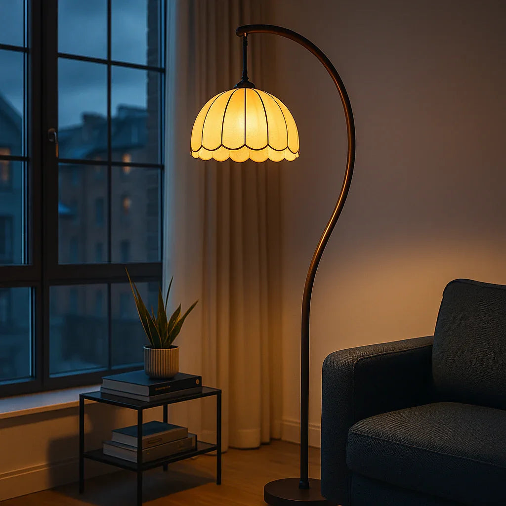 Calista Elegant Floor Lamp - Solvike
