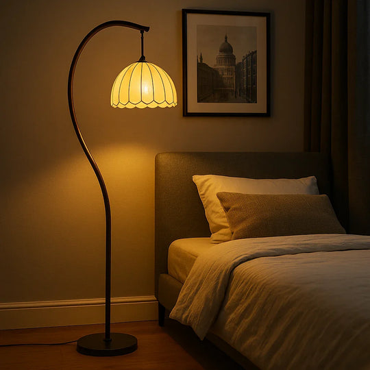 Calista Elegant Floor Lamp - Solvike